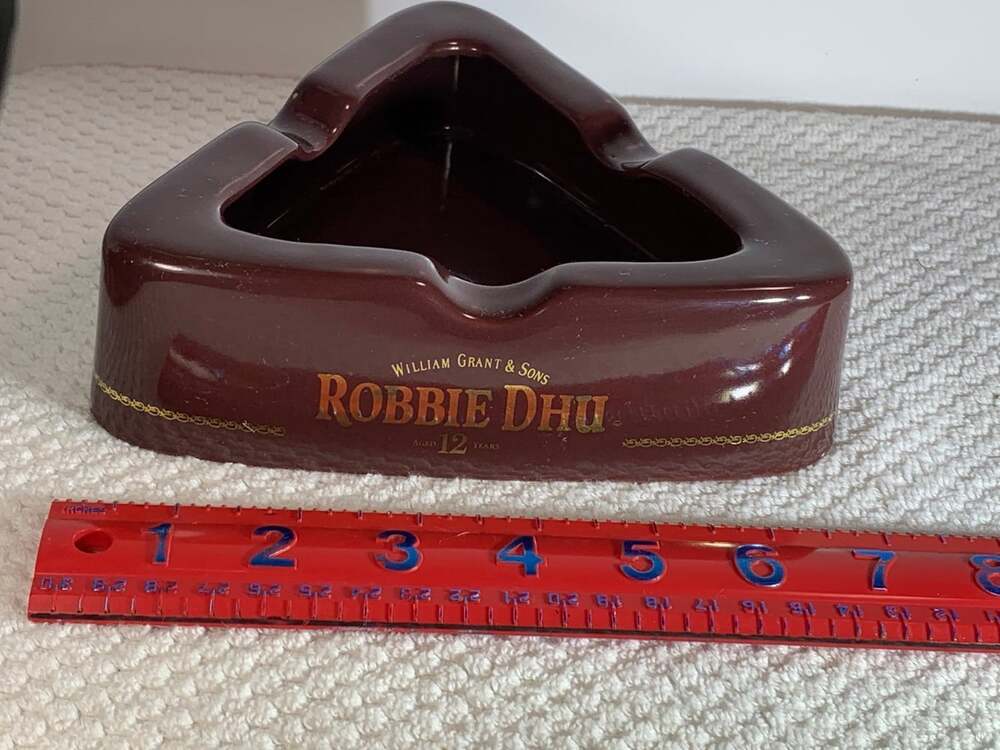 Cigar Ash tray vintage Robbie DHU